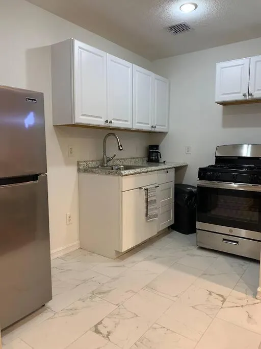 Oasis Stay Ny, 2Br Cozy Home In A 2Family House, 18Min From The City New York Apartman